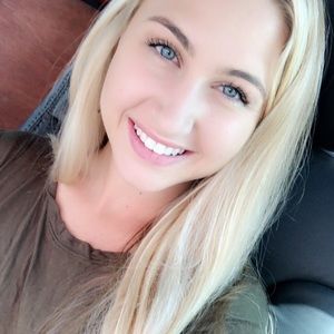 Meet your Posher, Shania